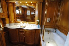 Gardenia -  Bathroom
